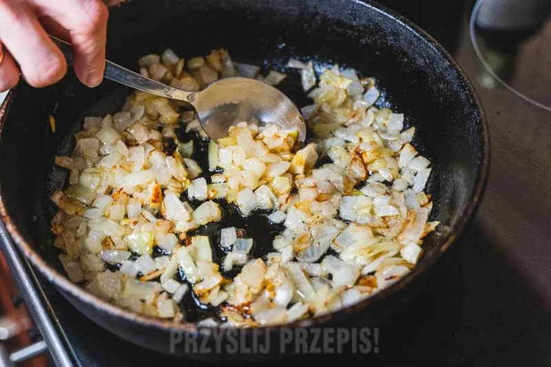 Techniki smażenia cebuli